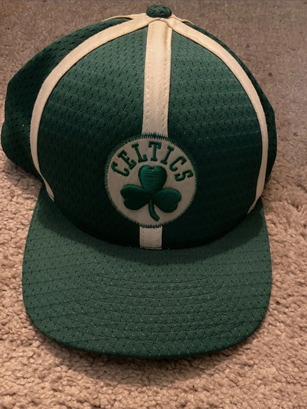 Nike Green and White Boston Celtics Hat men Large to XL